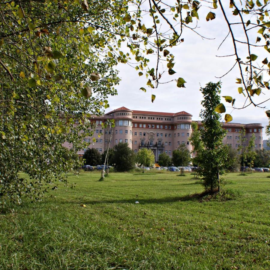 Hotel Seminario Aeropuerto Bilbao Деріо Екстер'єр фото