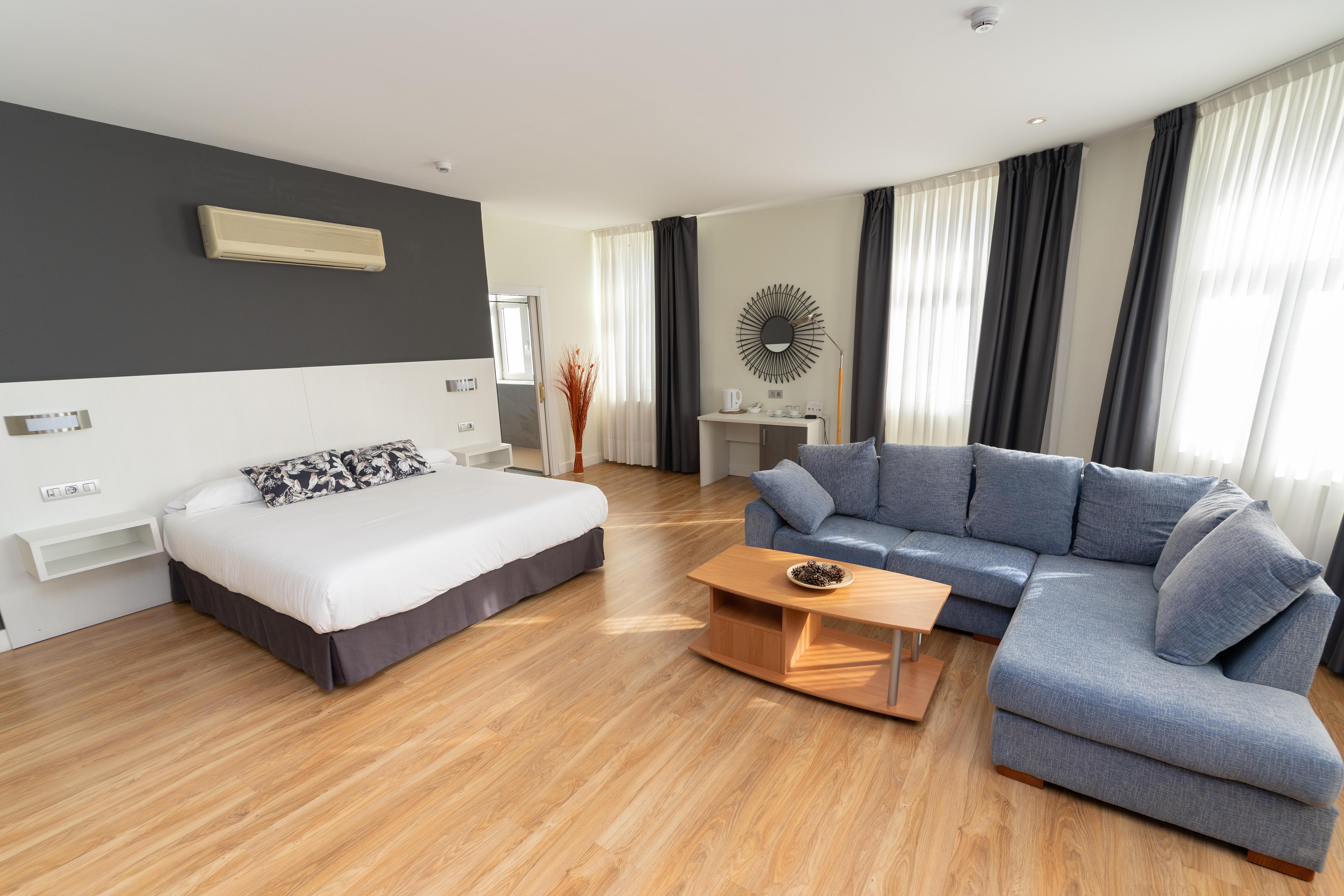Hotel Seminario Aeropuerto Bilbao Деріо Екстер'єр фото