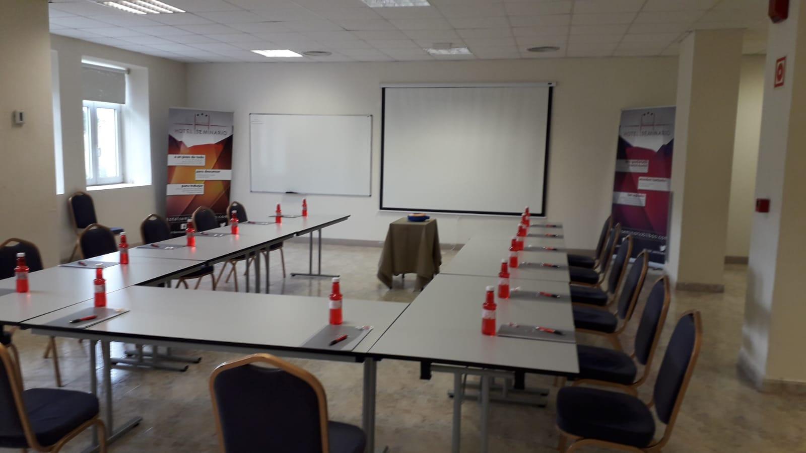 Hotel Seminario Aeropuerto Bilbao Деріо Екстер'єр фото