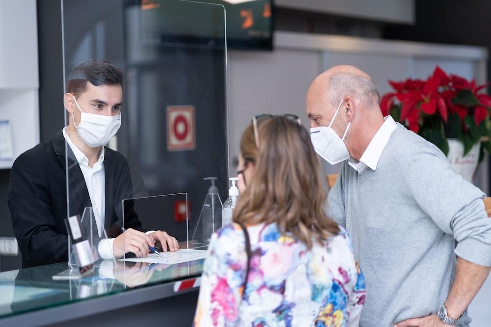 Hotel Seminario Aeropuerto Bilbao Деріо Екстер'єр фото